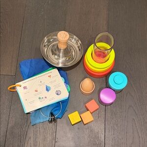 The Explorer Play Set: 9-10 months